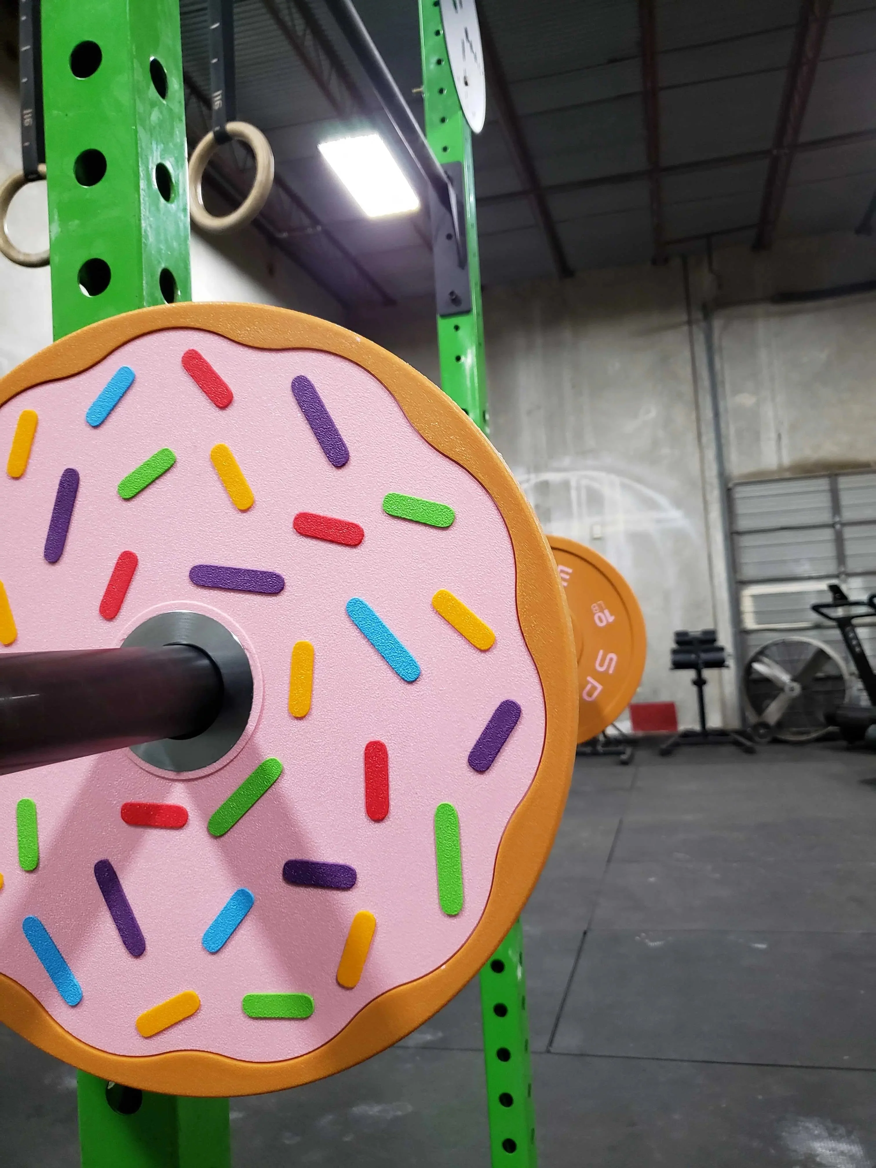 Chocolate & Vanilla 10lb Donut Plates - Image 17